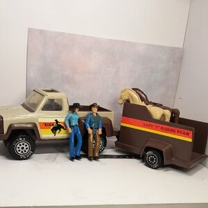 1979 Tonka Vintage HorseTruck And  Rodeo Cowgirl, Cowboy And Horses Complete